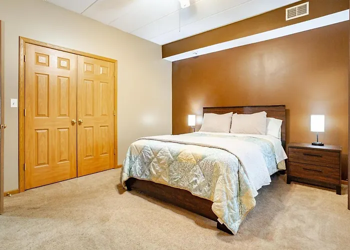 Spacious * Chicago Ridge
